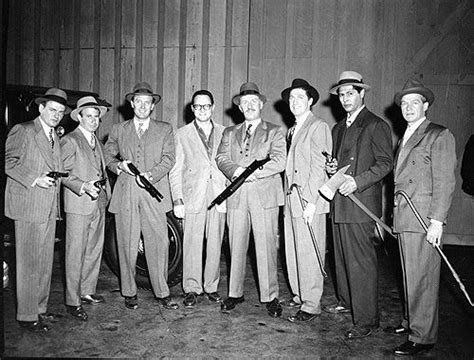 The Untouchables ile 1920'lerde Chicago'nun Yasadışı Dünyasına Yolculuk Yapın!